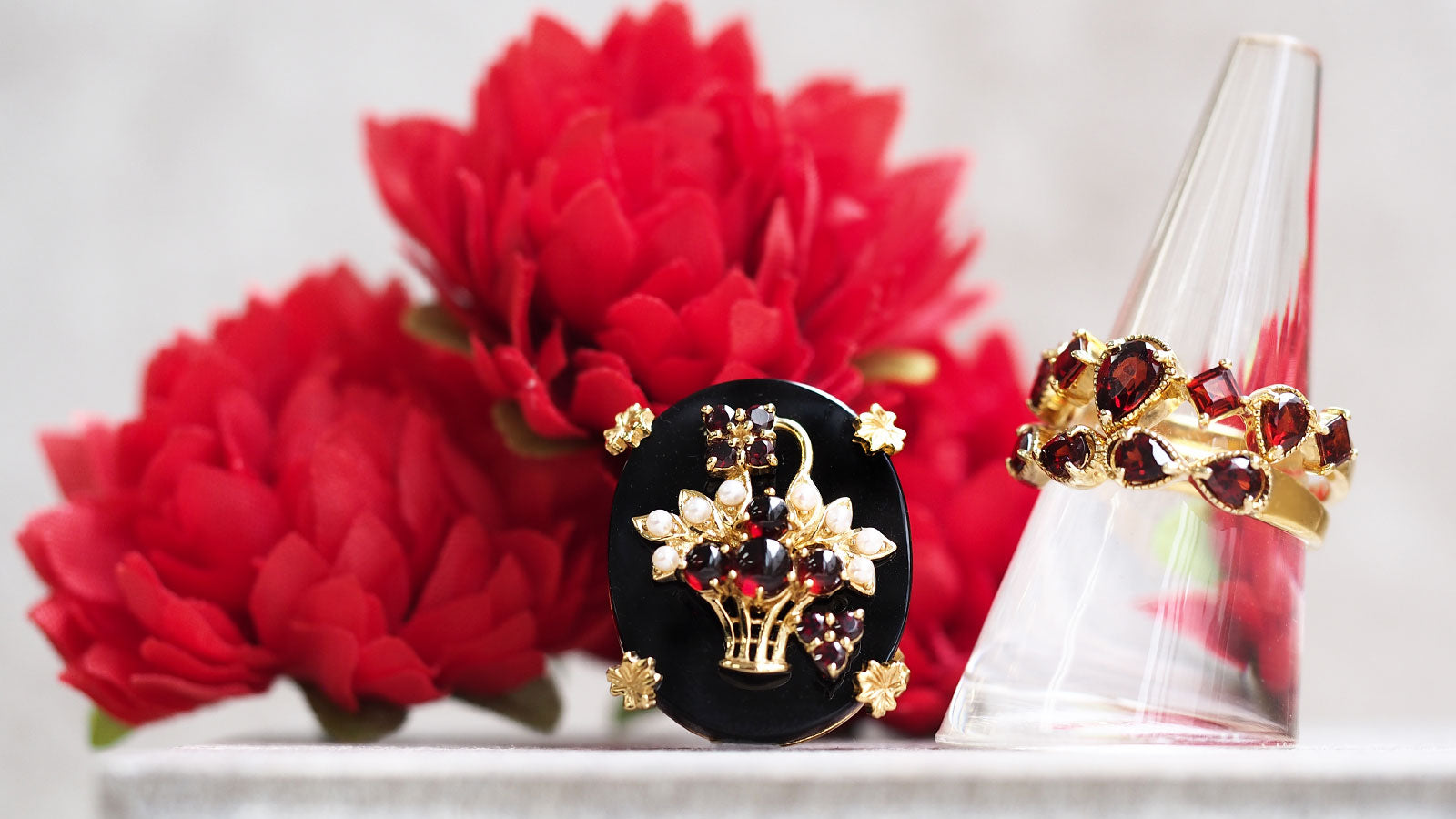 1月おすすめ「うさぎモチーフ・ガーネット」ジュエリー特集 – 碌山ショップ