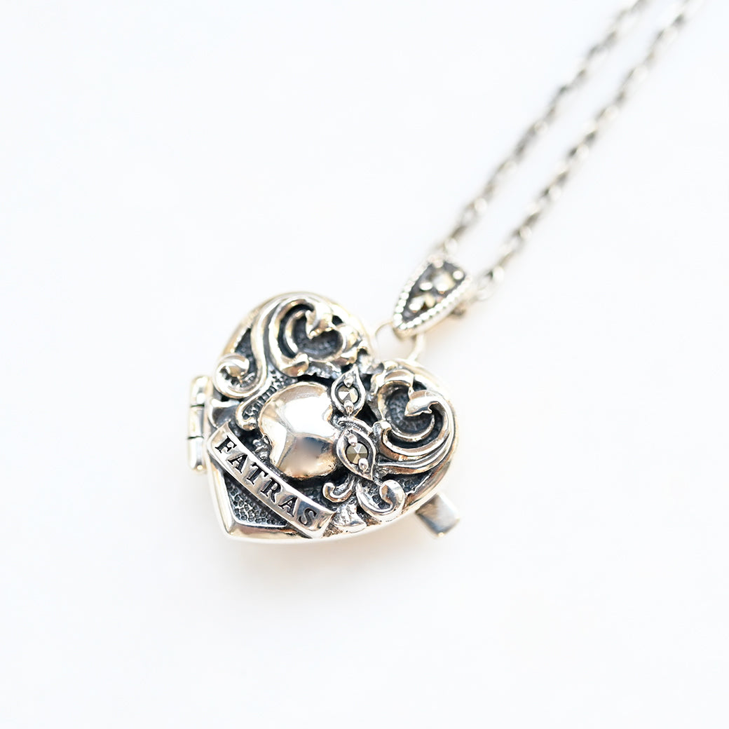 イタリア製ペンダント “A HEART TO GIVE” Heart Locket ペンダント – 碌山ショップ