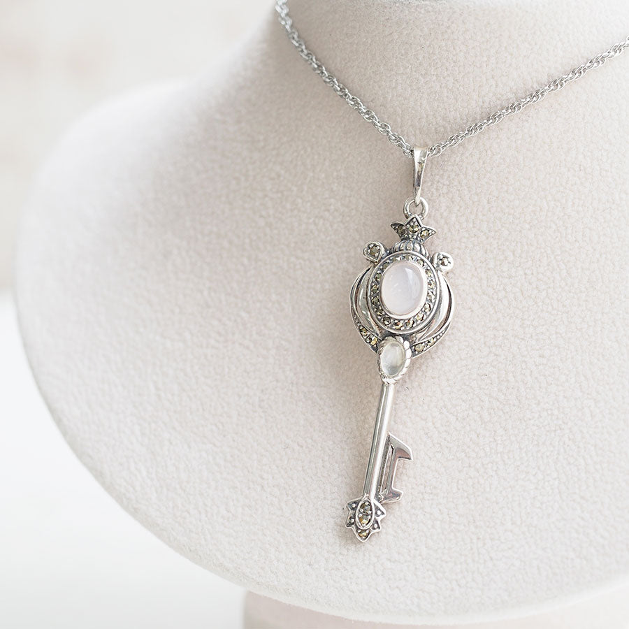 SILVER ローズクォーツ ブローチ 61nlPfCX1pS.jpg