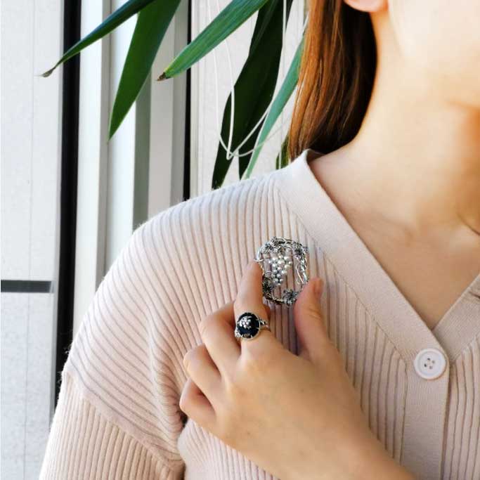 SVパール&マルカジット葡萄のブローチペンダント – 碌山ショップ